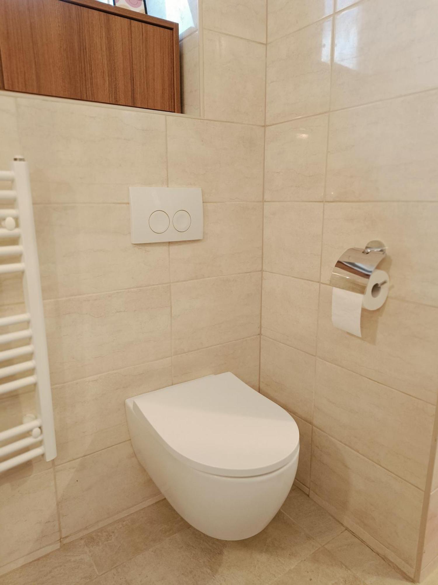 Flat In Historic Villa With Your Own Private Garden, Near City Park Budapest Exterior foto